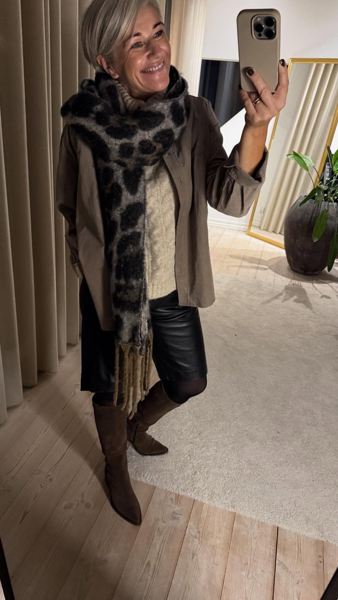 BERMUDA SKINDSHORTS (NEW) NOTYZ