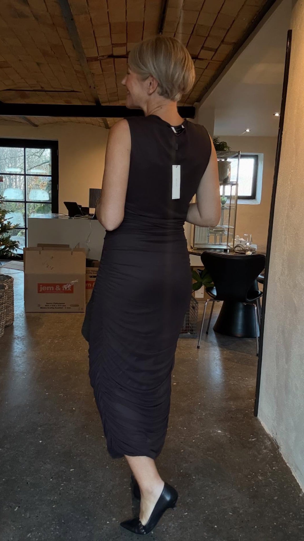 CORILINA SOLID MESH KJOLE NN