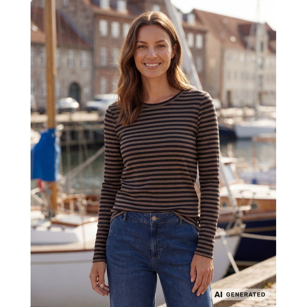 BEATRICE T-SHIRT BLACK/BROWN PP(14) - LifeStyle Hedensted