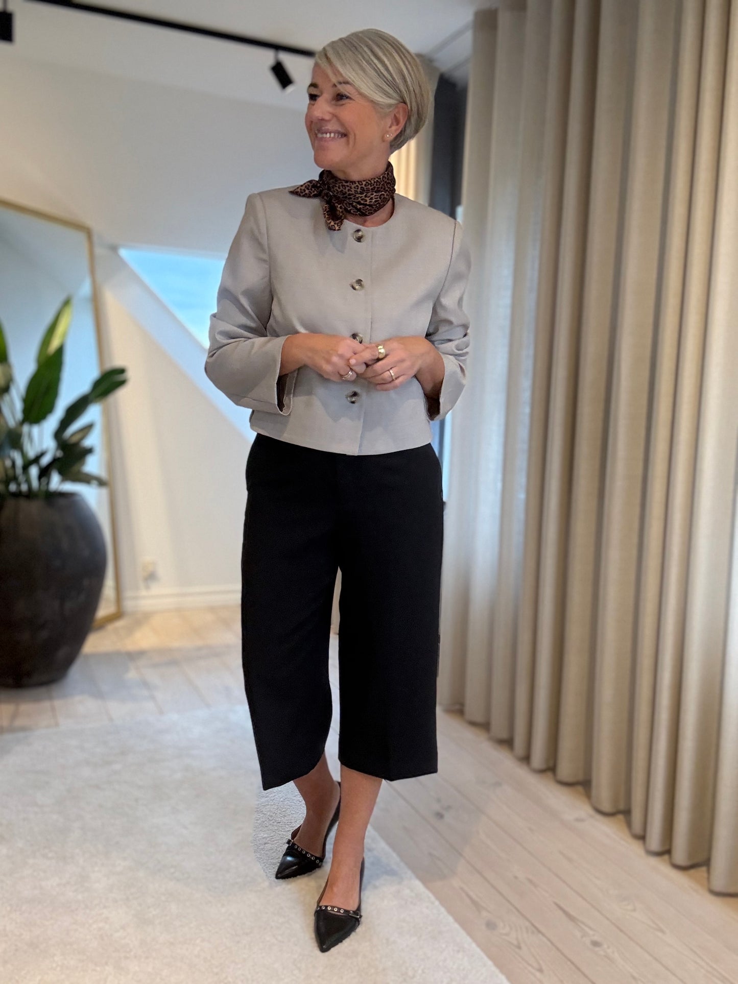 ZOEY SILK TØRKLÆDE SNEAKY FOX