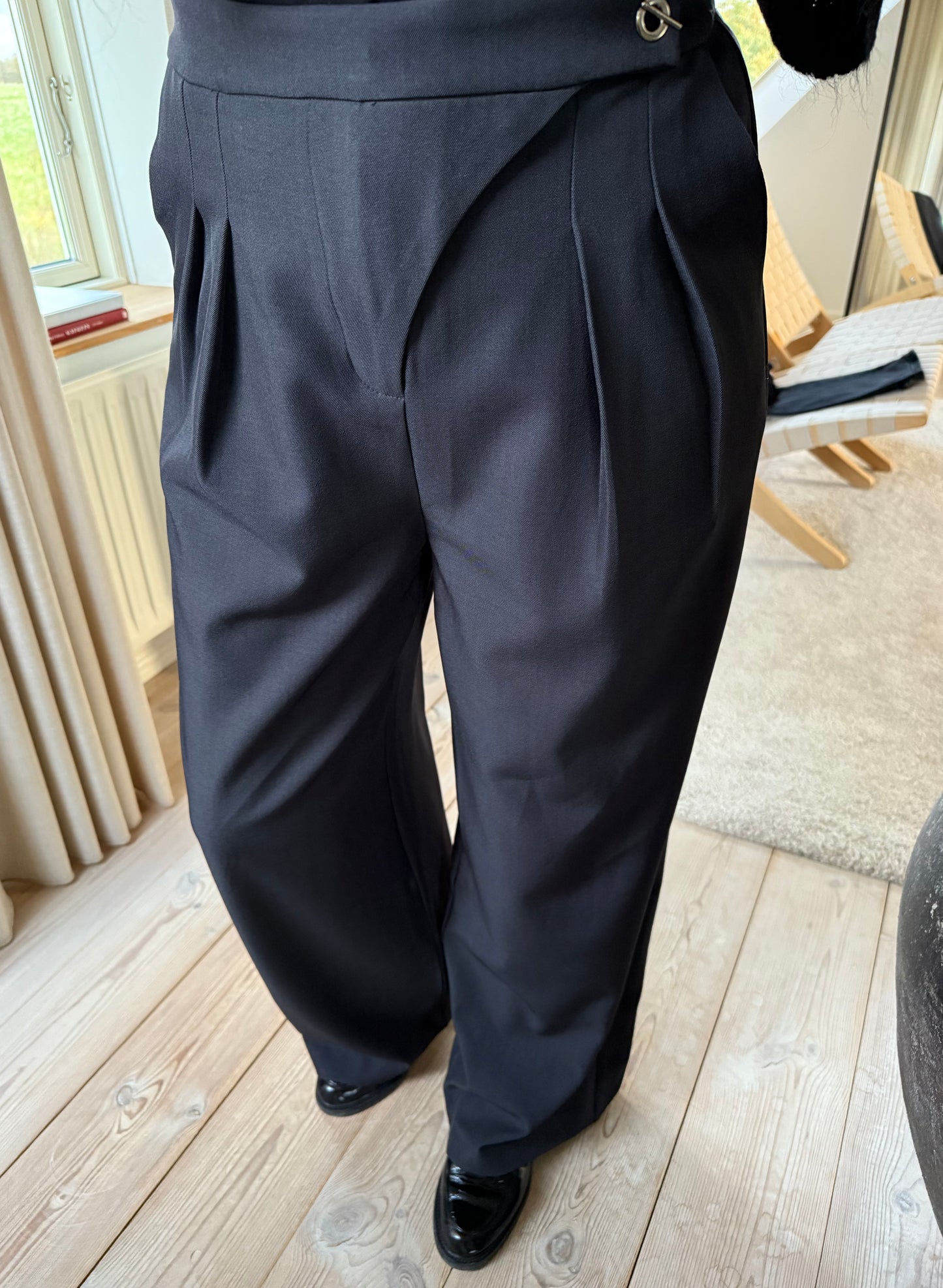 ZALKA EYELET BUKS NN