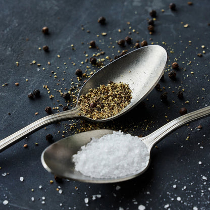 GAVEÆSKE, SALT & ORGANIC BLACK PEPPER, HD