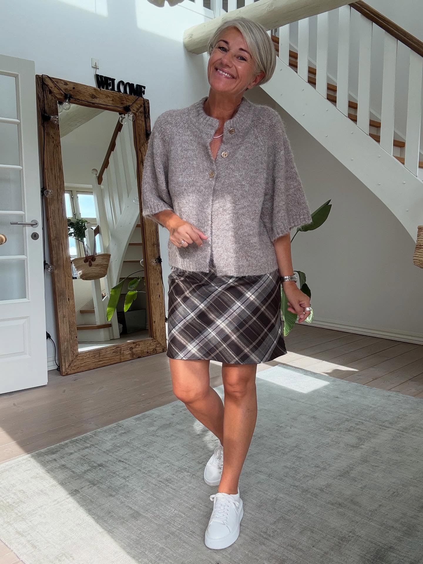 BENUTA FLUFFY KNIT CARDIGAN NN