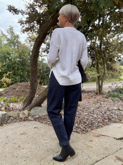 HUXI V-HALS STRIK MEW