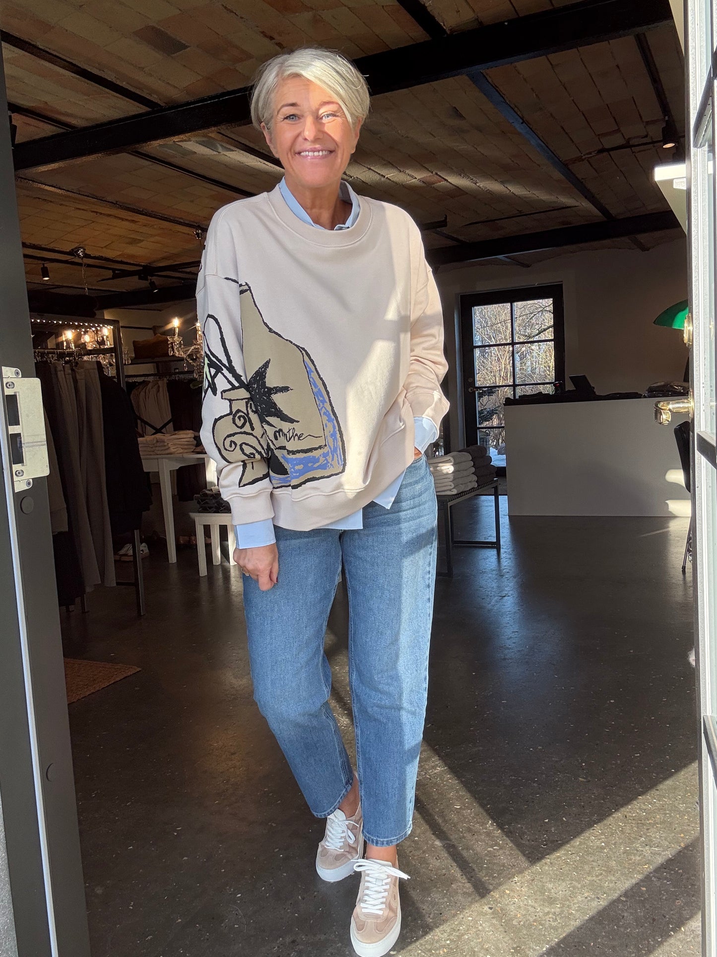 RARSNIMA SWEATSHIRT MUNTHE