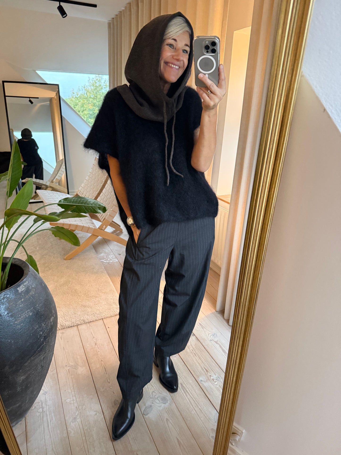 BJOERK STRIKKET V-NECK VEST BC