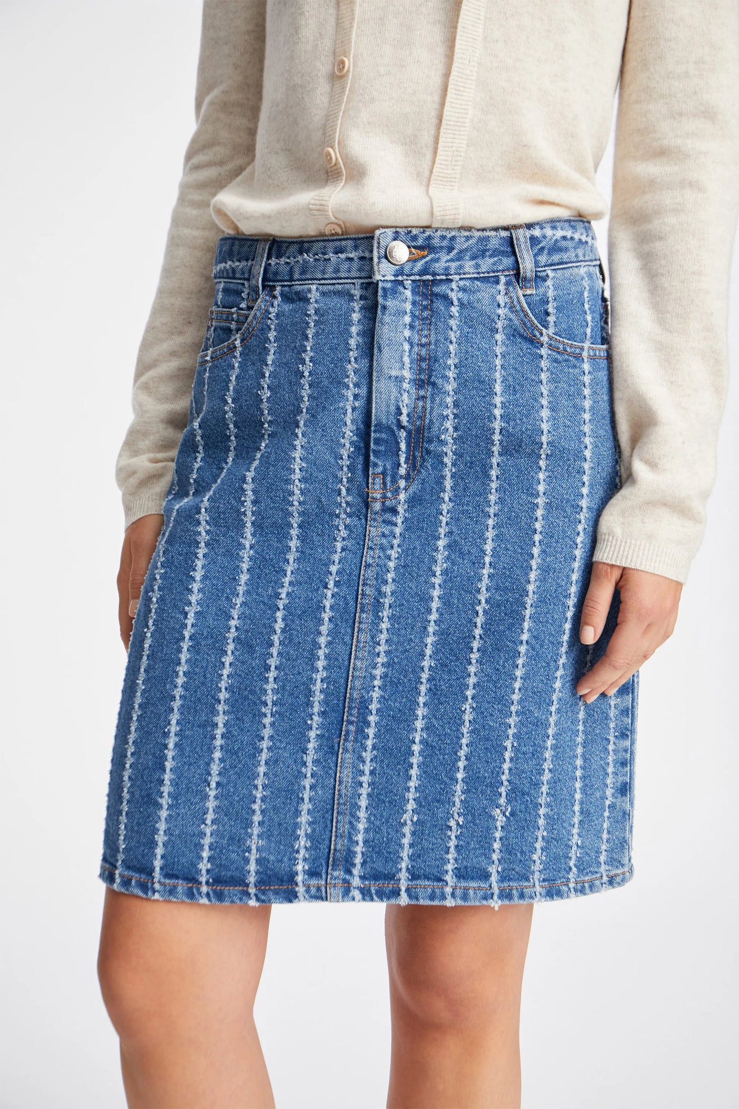 FRUMAH NEDERDEL MUNTHE