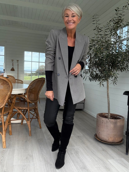 NICOLE LOW TRIANGLE BLAZER HL