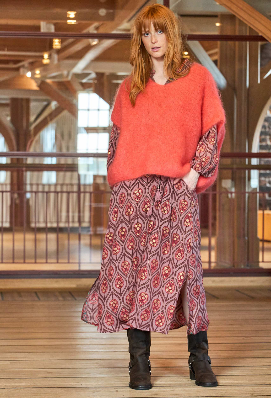 BJOERK STRIKKET V-NECK VEST BC