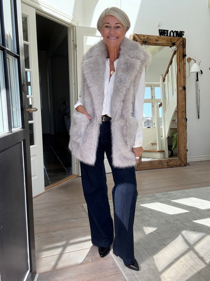 PLUSHY FAUX FUR VEST CM