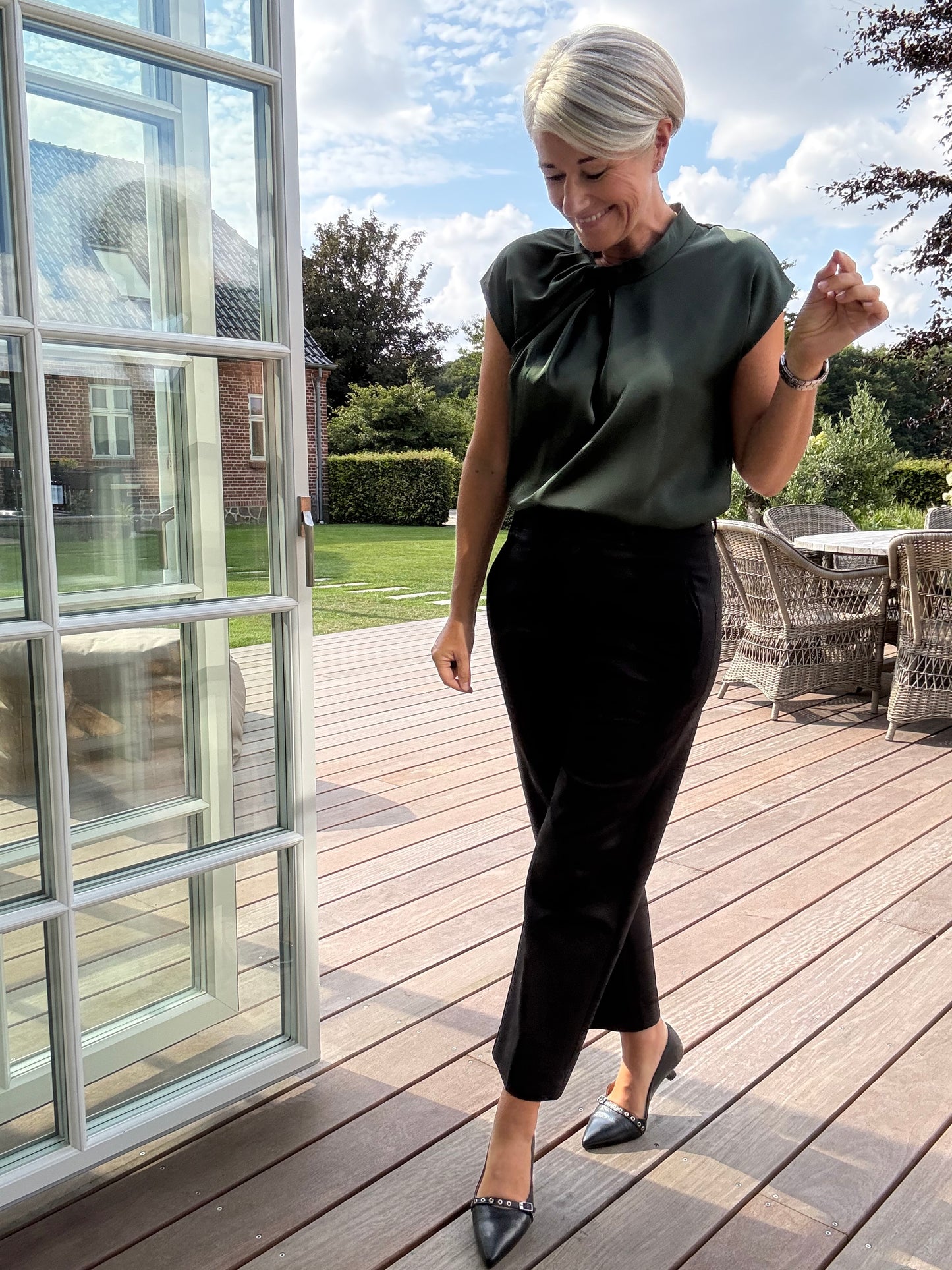 NEYANA BUKS PART TWO