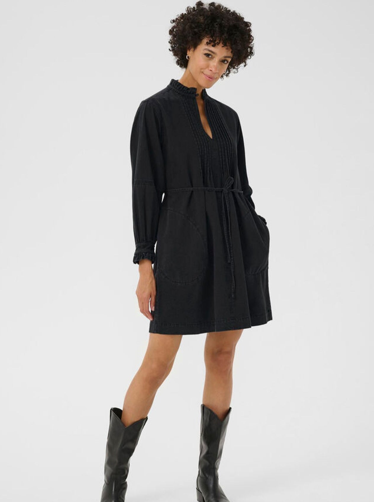 SARINE KJOLE PART TWO