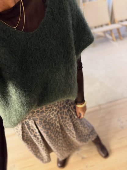 BJOERK STRIKKET V-NECK VEST BC