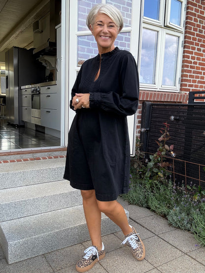 SARINE KJOLE PART TWO