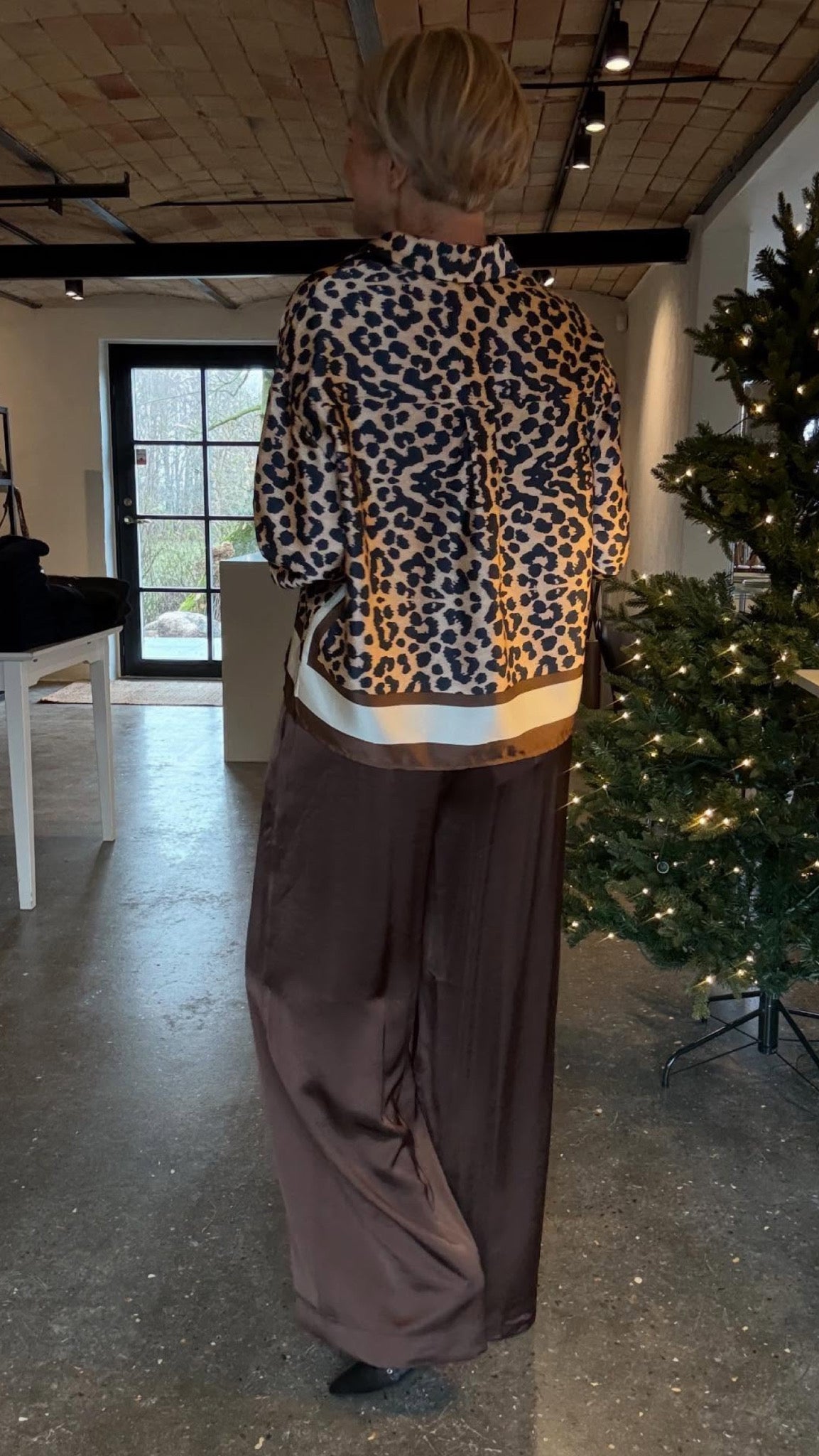 LOVE1393 SKJORTE BRUN L&D