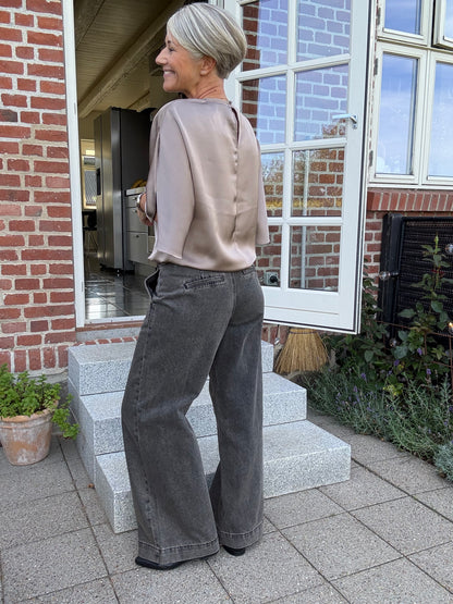 LIORA HEAVY SATEEN BLUSE NN