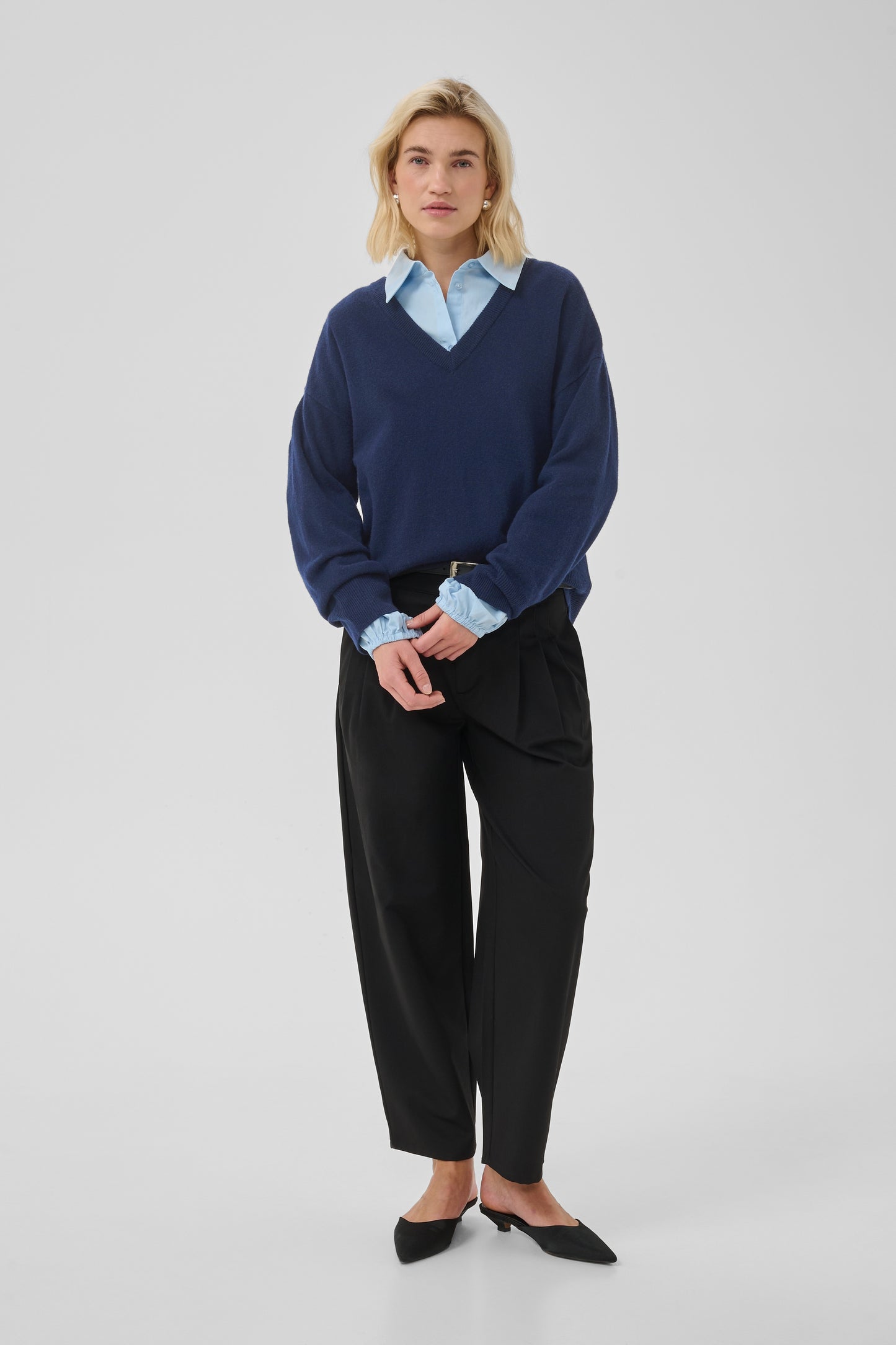JOLA V-NECK STRIK PULLOVER MEW