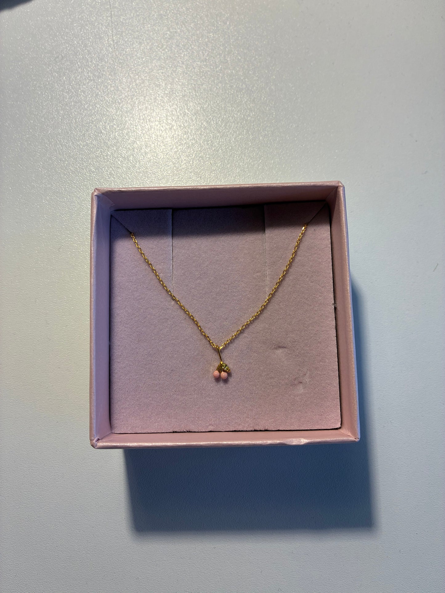 Enamel halskæde lyserød