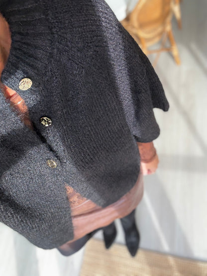 BENUTA FLUFFY KNIT CARDIGAN SORT NN