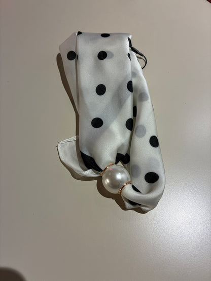 CHLOE SCARF W. MAGNETIC PEARL T&S