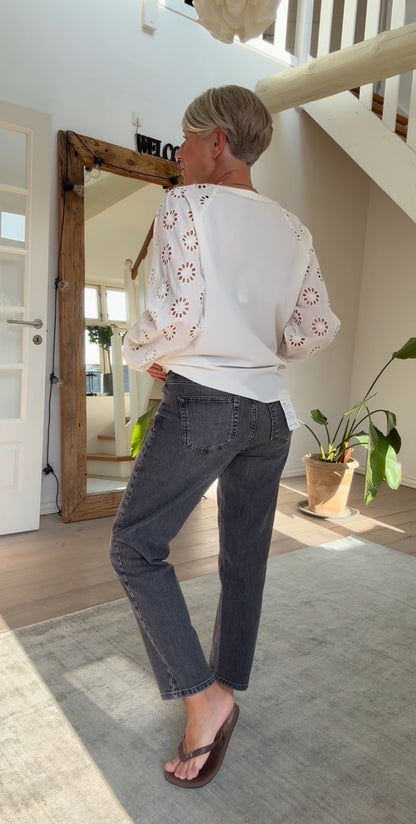 THE MOMMY 139 HIGH TAPERED JEANS MEW