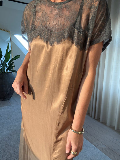 BOTILLA SHEER LACE KJOLE RS