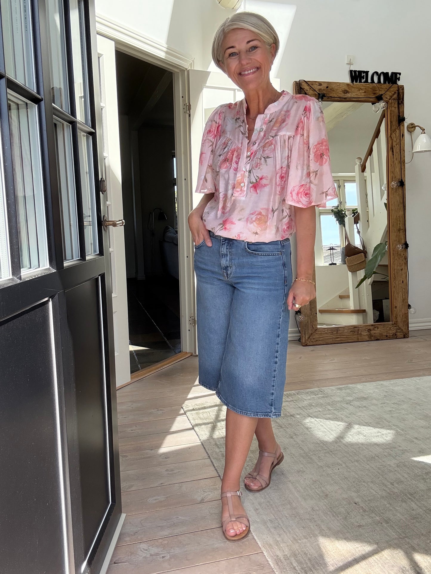 DANGO HIGH X-WIDE SHORTS MEW