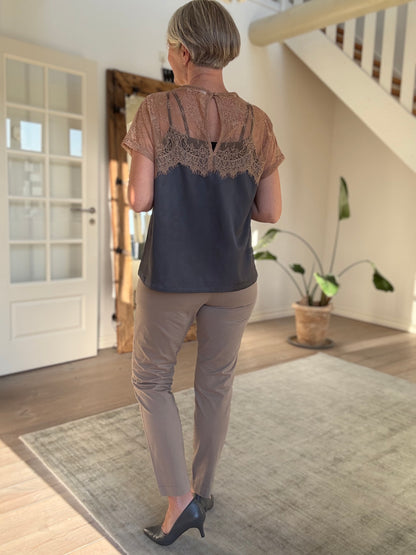 BUGGI SHEER LACE BLUSE RS