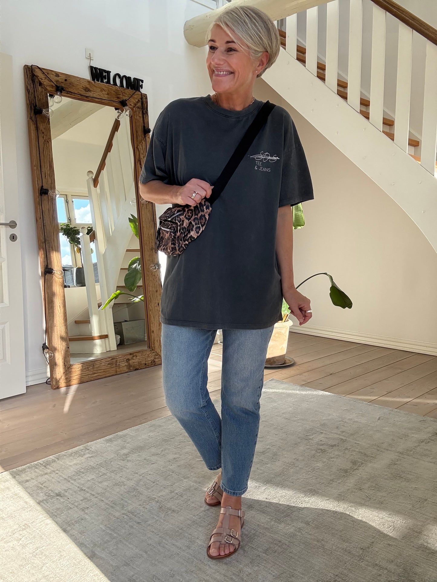 THE MOMMY 139 HIGH TAPERED JEANS MEW