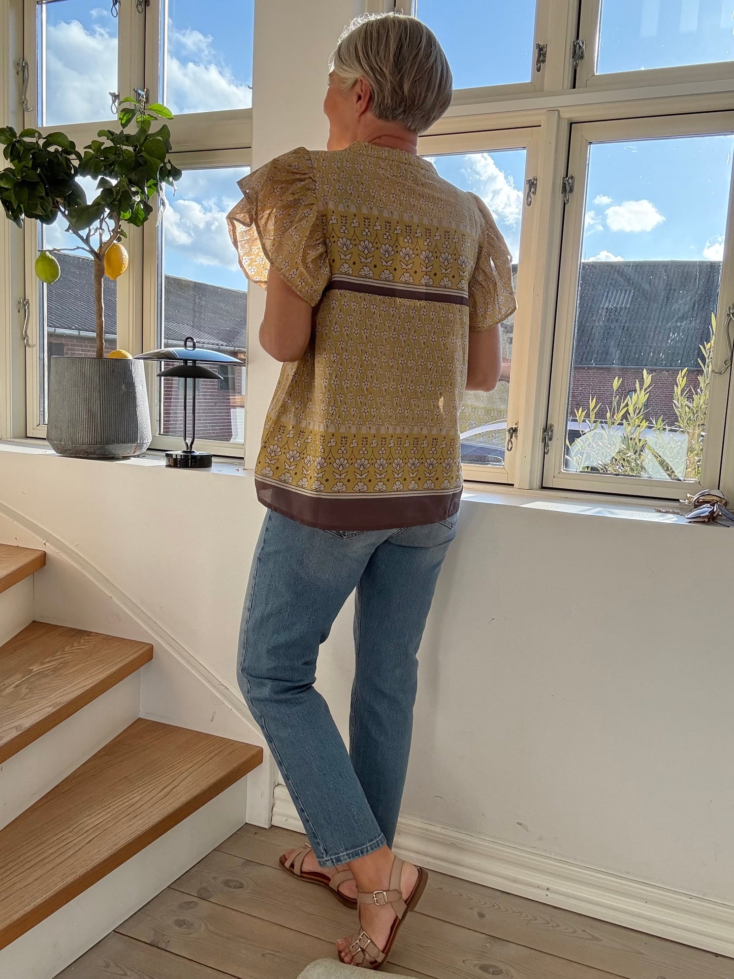 THE MOMMY 139 HIGH TAPERED JEANS MEW