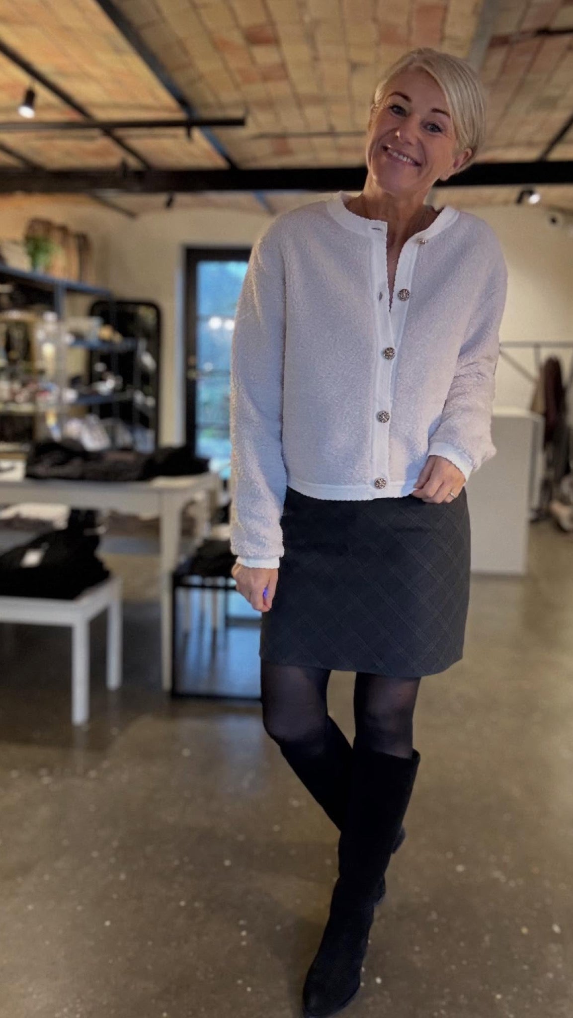 LIMO FLUFFY KNIT CARDIGAN NN