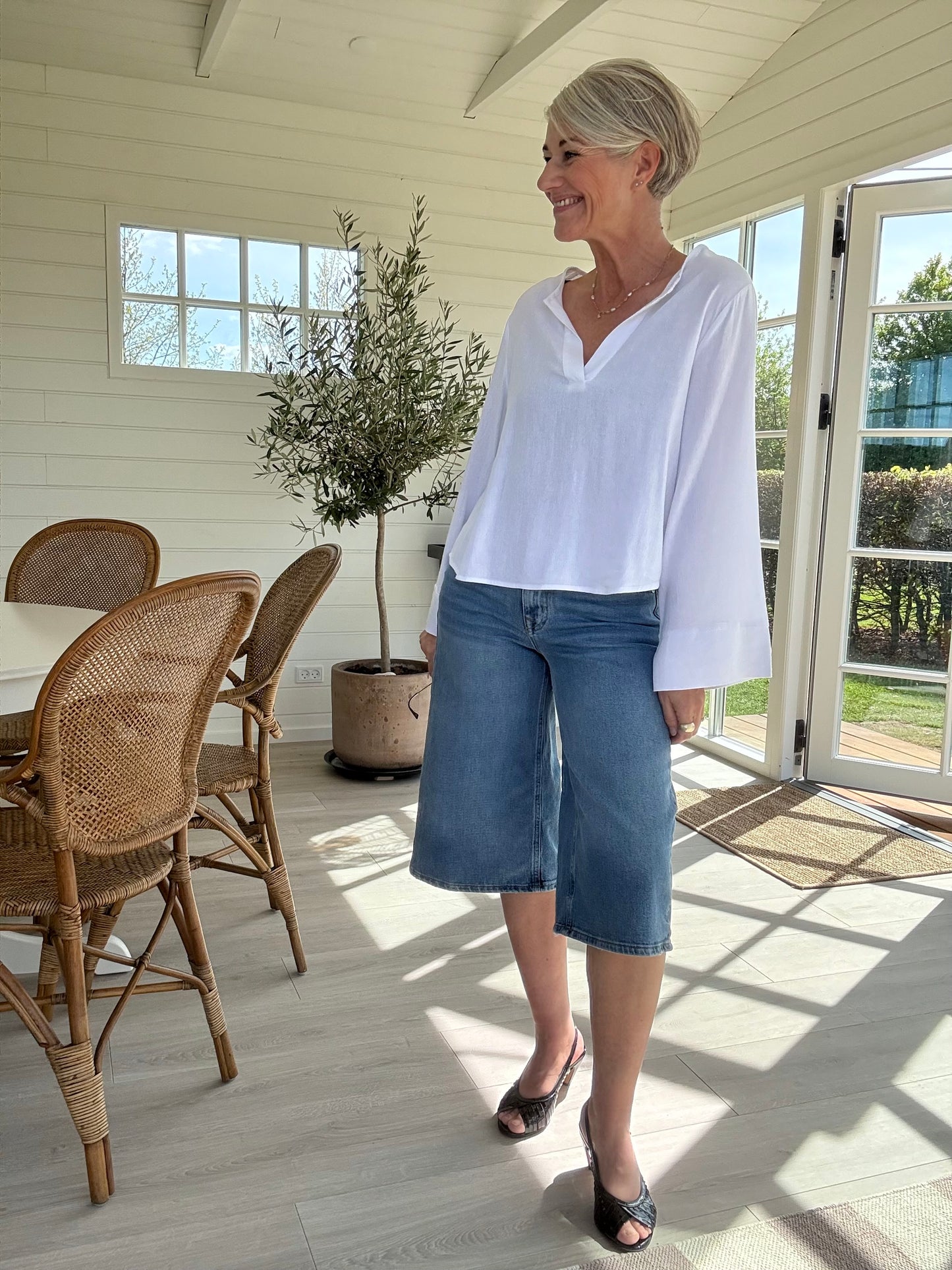 DANGO HIGH X-WIDE SHORTS MEW