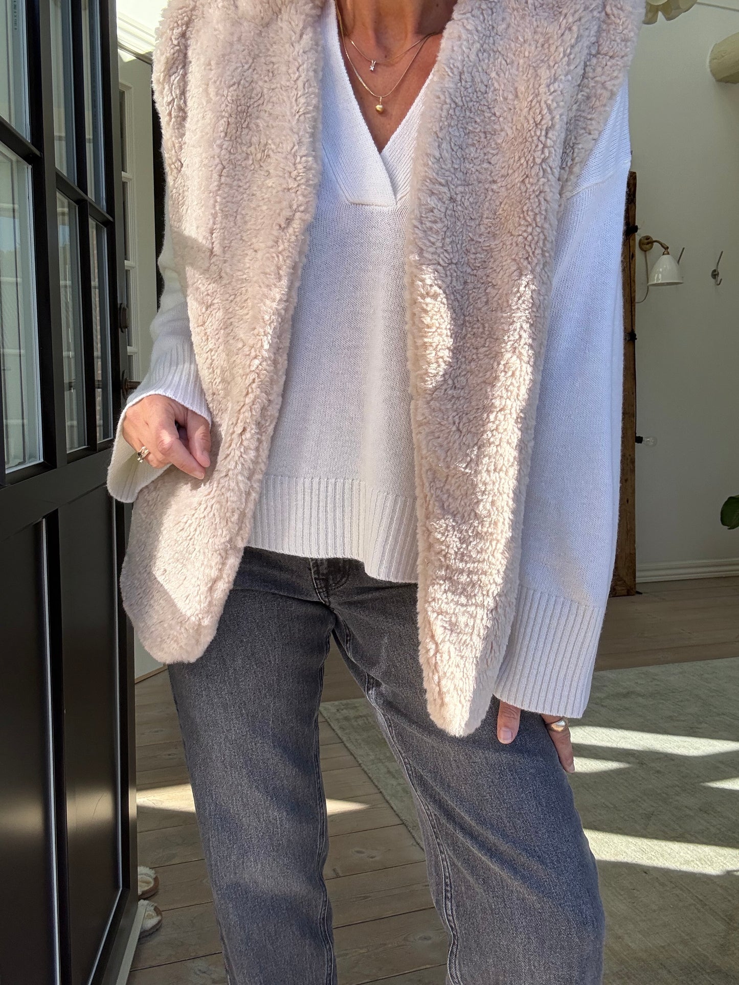 HUXI V-HALS STRIK MEW