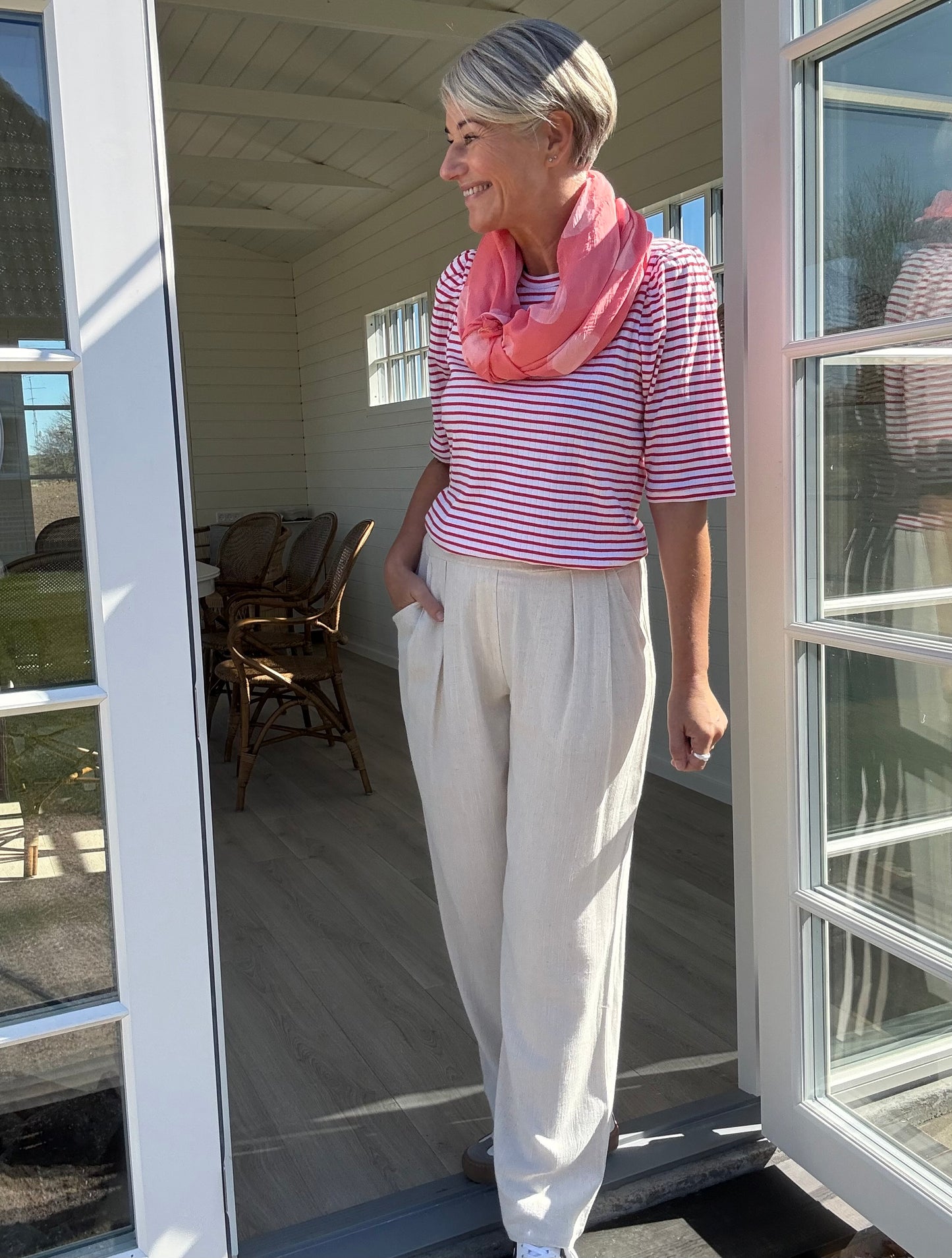 JIKOLAZ T-SHIRT MUNTHE