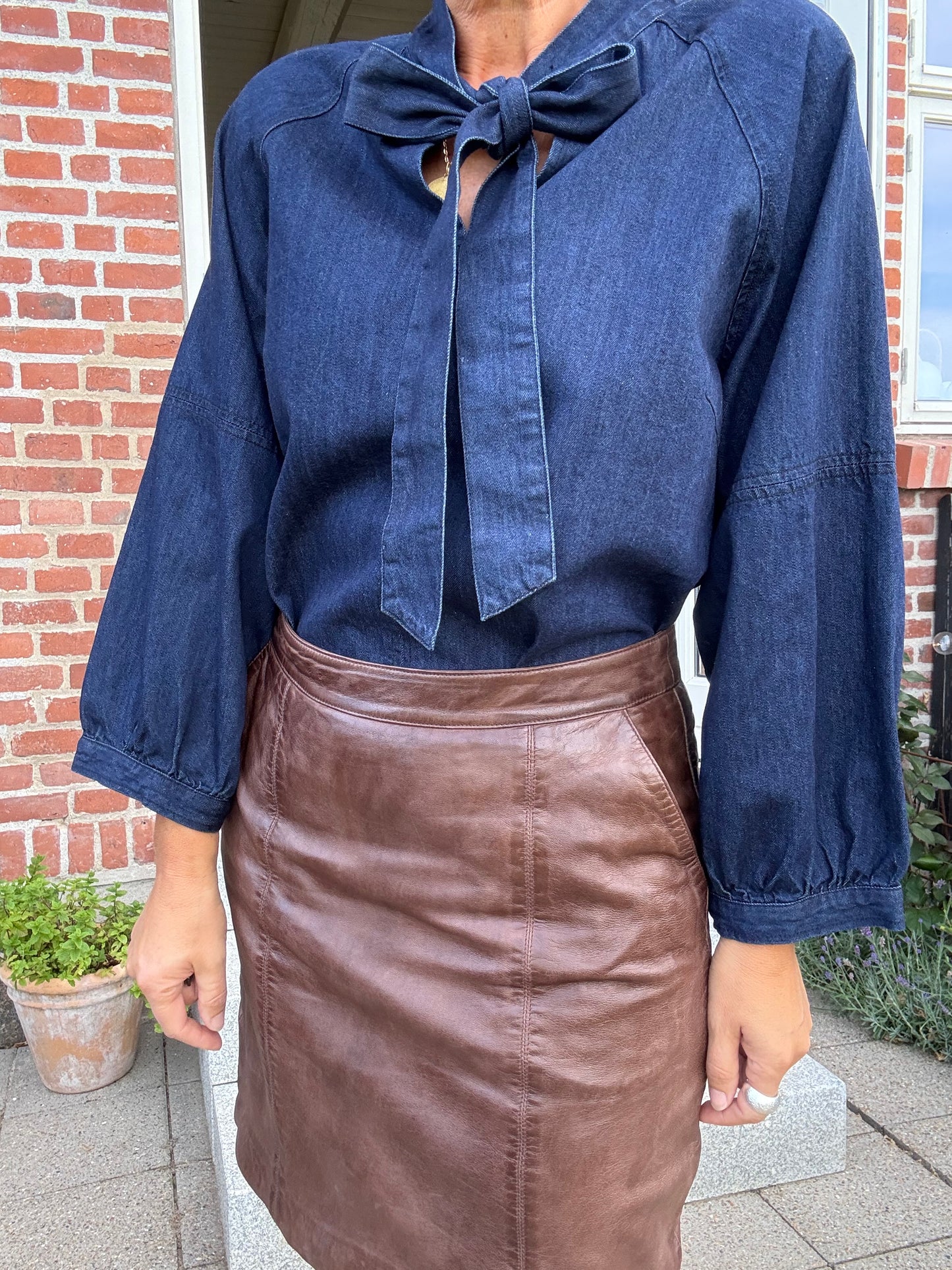 SASSI BLUSE PART TWO