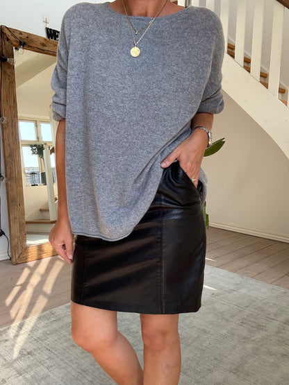 PENCIL SKIND NEDERDEL BTF