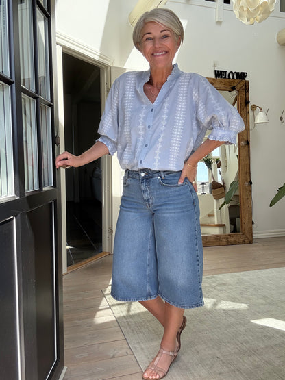 DANGO HIGH X-WIDE SHORTS MEW