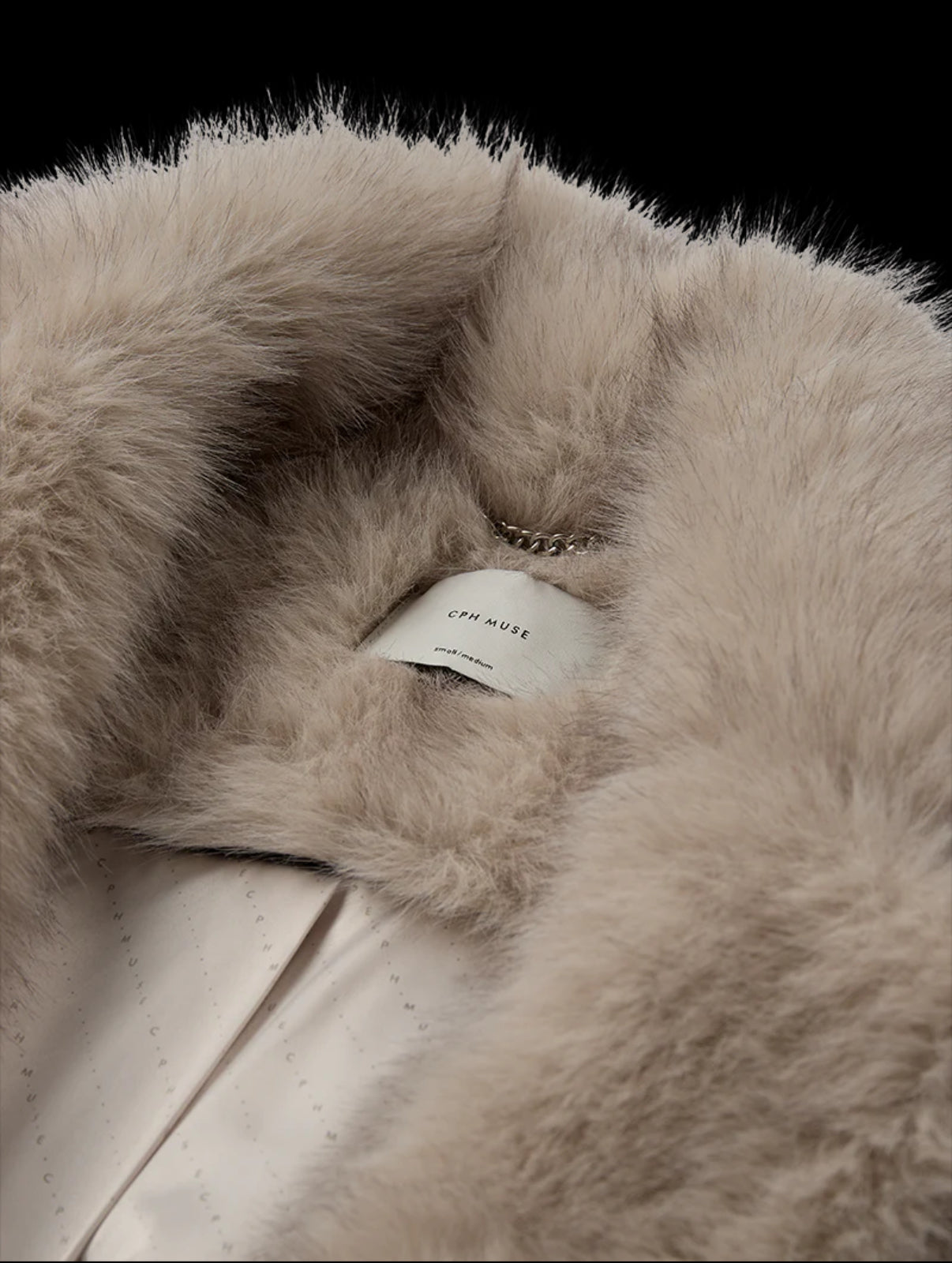 PLUSHY FAUX FUR VEST CM