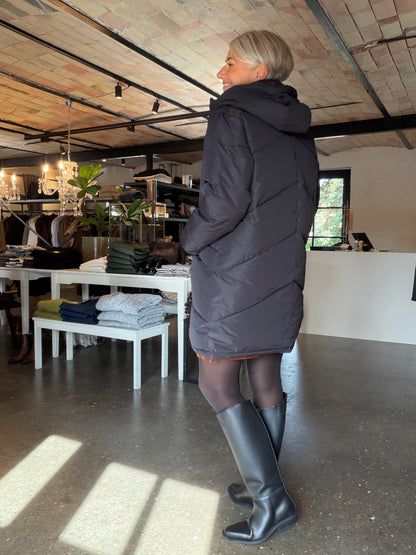 BREEZE MID LENGTH JAKKE KPH