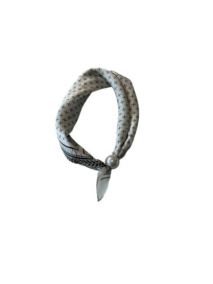 CHLOE SCARF W. MAGNETIC PEARL T&S - LifeStyle Hedensted