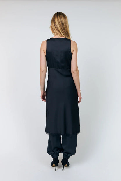 CLARI MIDI KJOLE SORT LL (152) - LifeStyle Hedensted