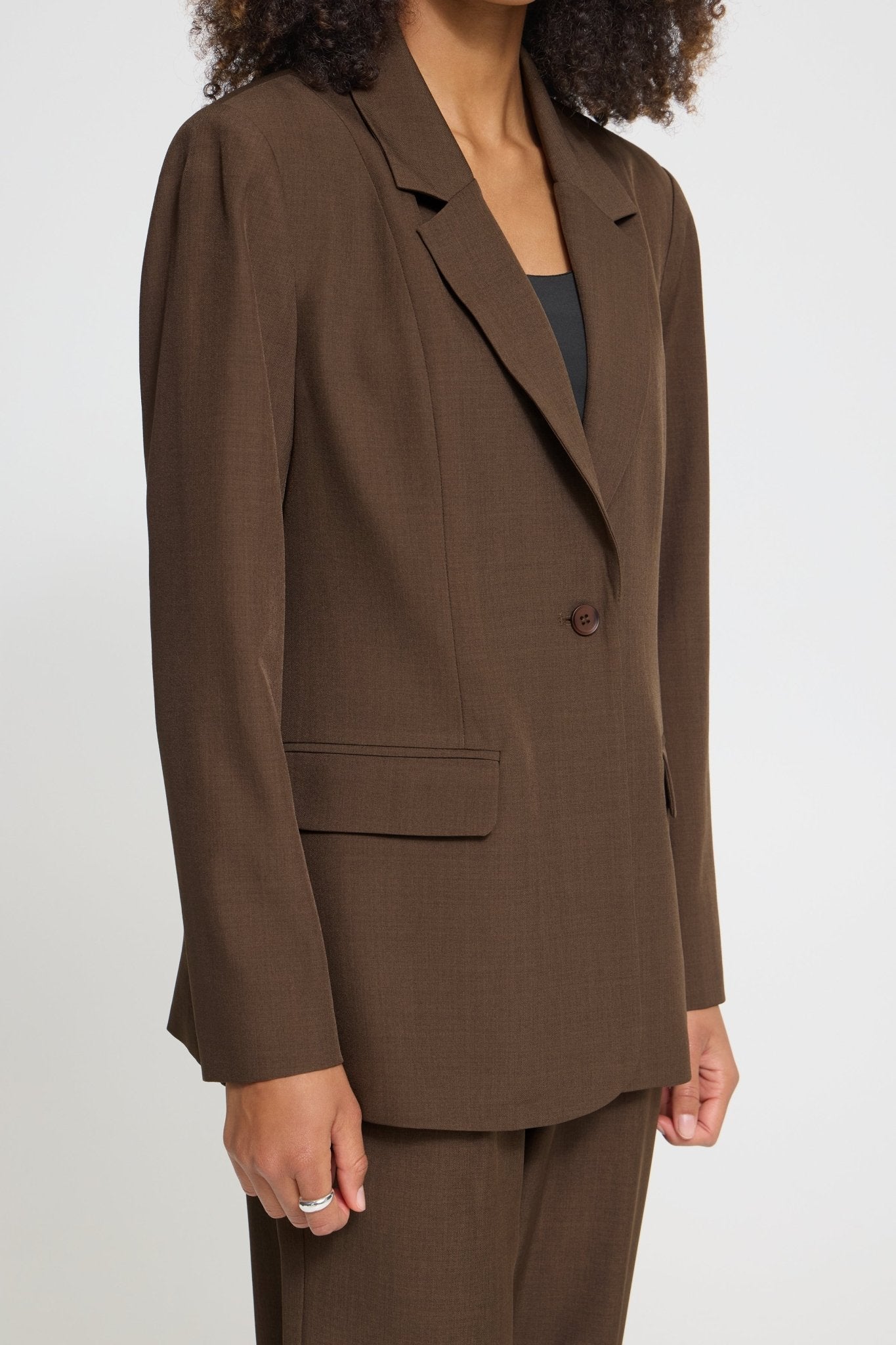 FAVA OVERSIZE BLAZER EN KNAP ICHI - LifeStyle Hedensted