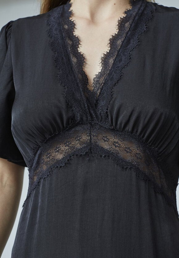 LOVE1368 KJOLE L&D - LifeStyle Hedensted