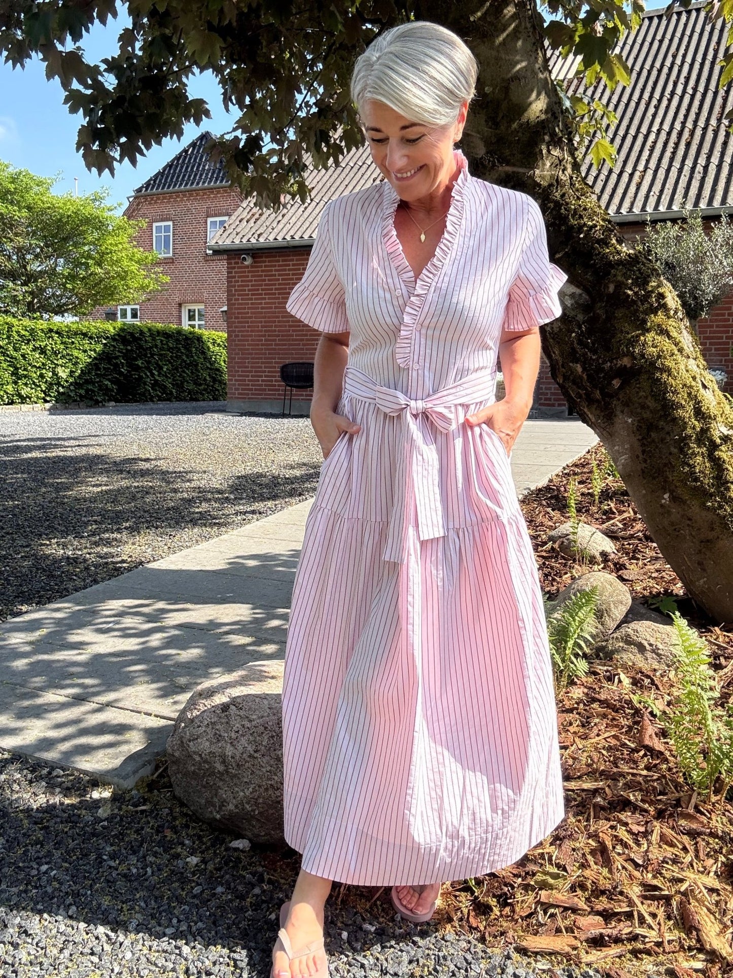 NESSIE STRUCTURE STRIPE KJOLE NN - LifeStyle Hedensted