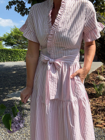 NESSIE STRUCTURE STRIPE KJOLE NN - LifeStyle Hedensted