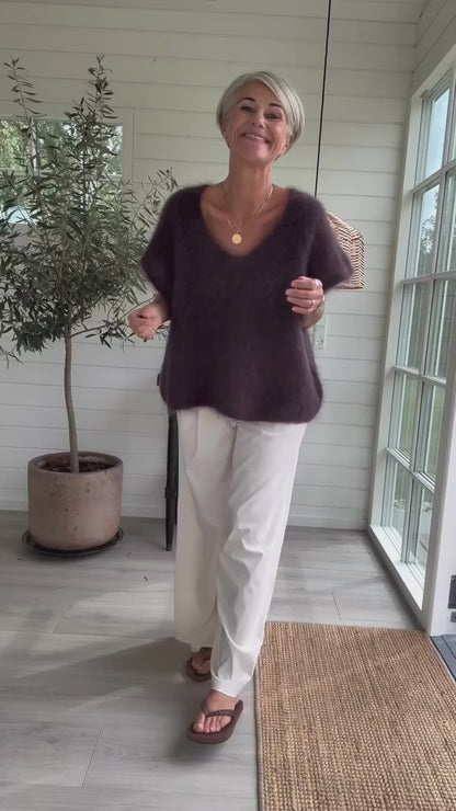 BJOERK STRIKKET V-NECK VEST BC