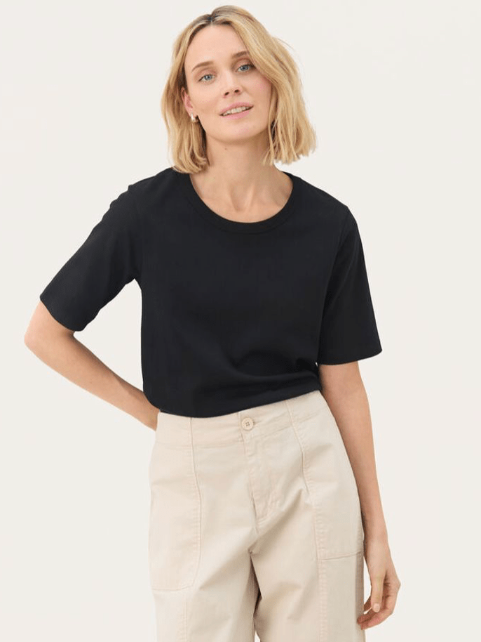 RATANA T - SHIRT (70) RUND HALS PART TWO - LifeStyle Hedensted