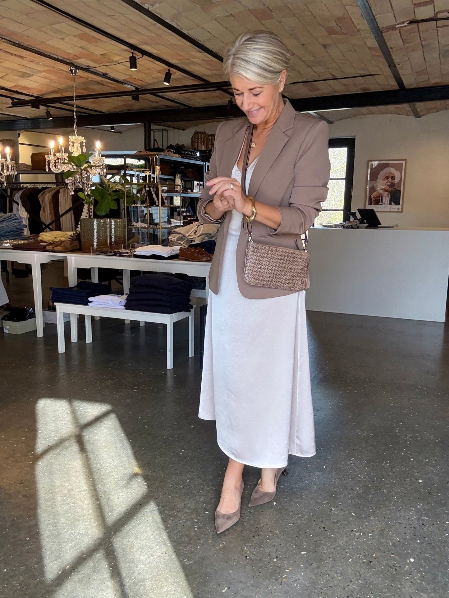 REMARA HEAVY SATEEN KJOLE NN - LifeStyle Hedensted