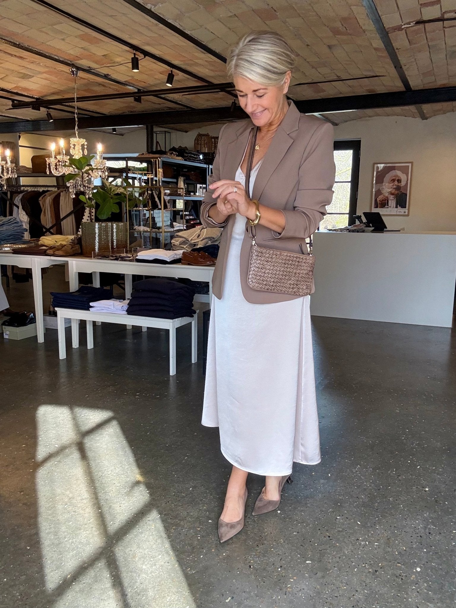 REMARA HEAVY SATEEN KJOLE NN - LifeStyle Hedensted