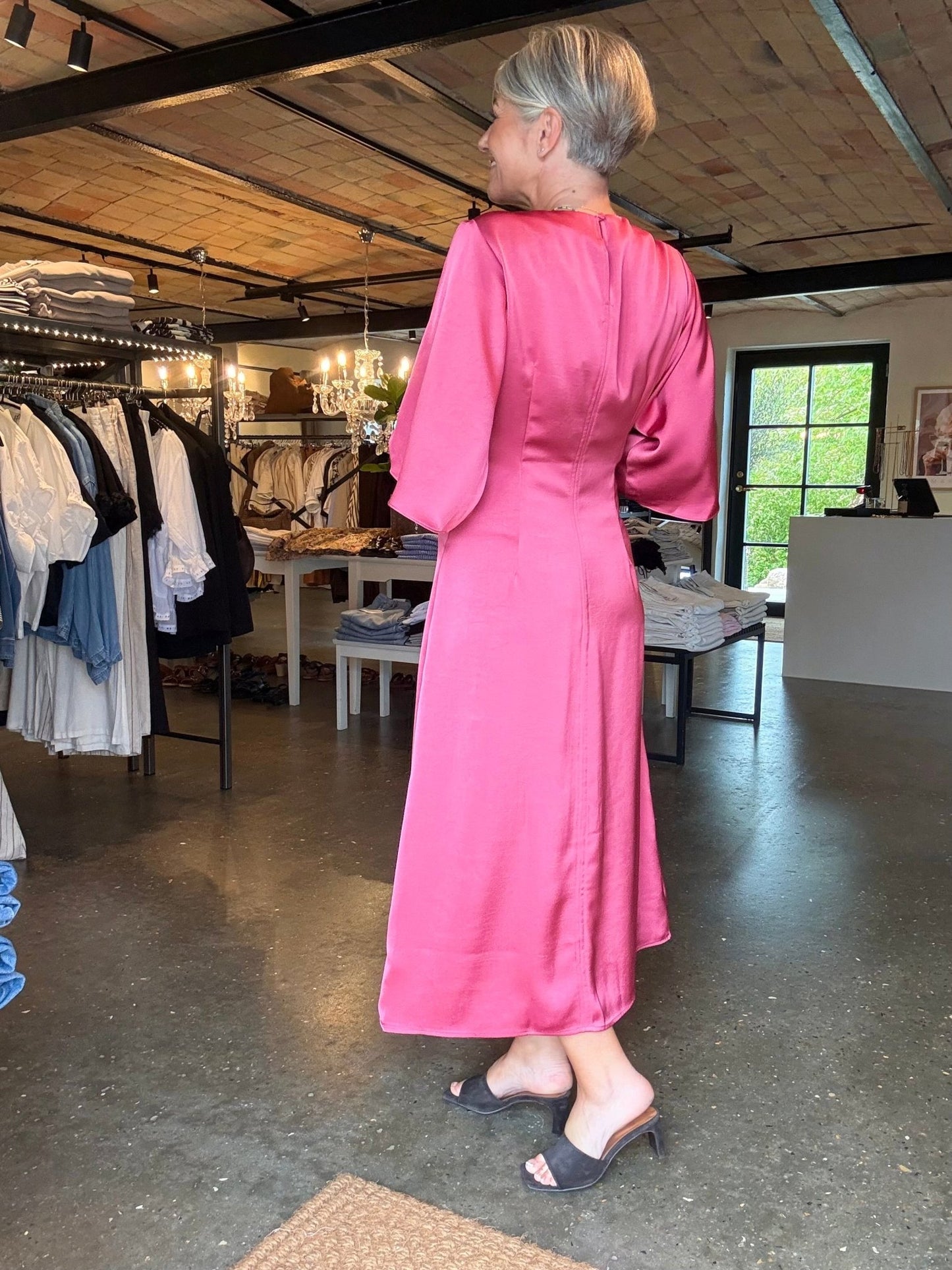 REMARA HEAVY SATEEN KJOLE NN - LifeStyle Hedensted